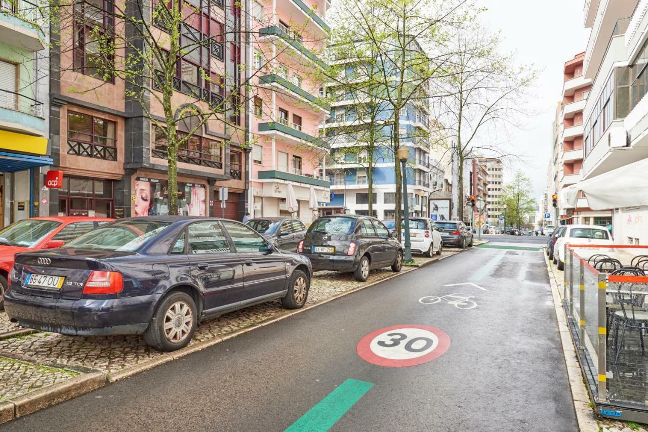 Campo Pequeno Avenida Otel Lisboa Dış mekan fotoğraf